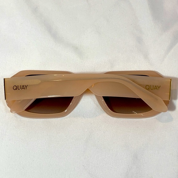 Quay Australia HYPED UP 1212 Lens CAT .3 Bone Frame/Brown Lens Sunglasses NEW main image 7